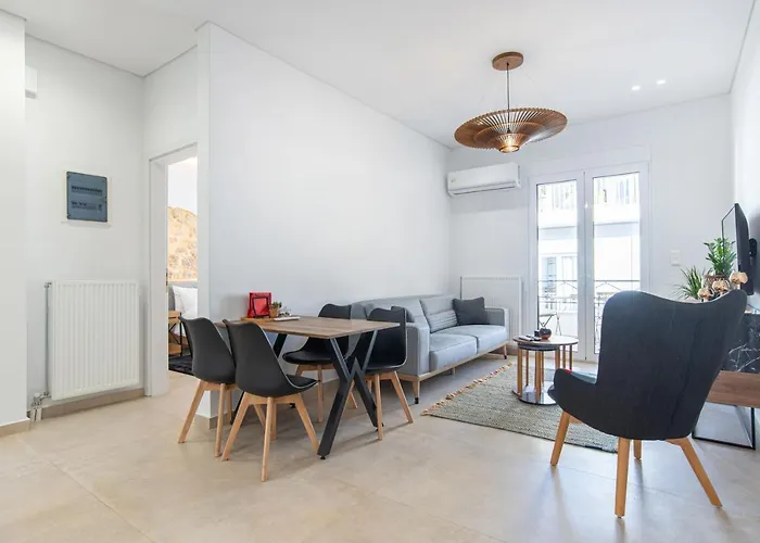 2Bdroom Plaka Apartment
